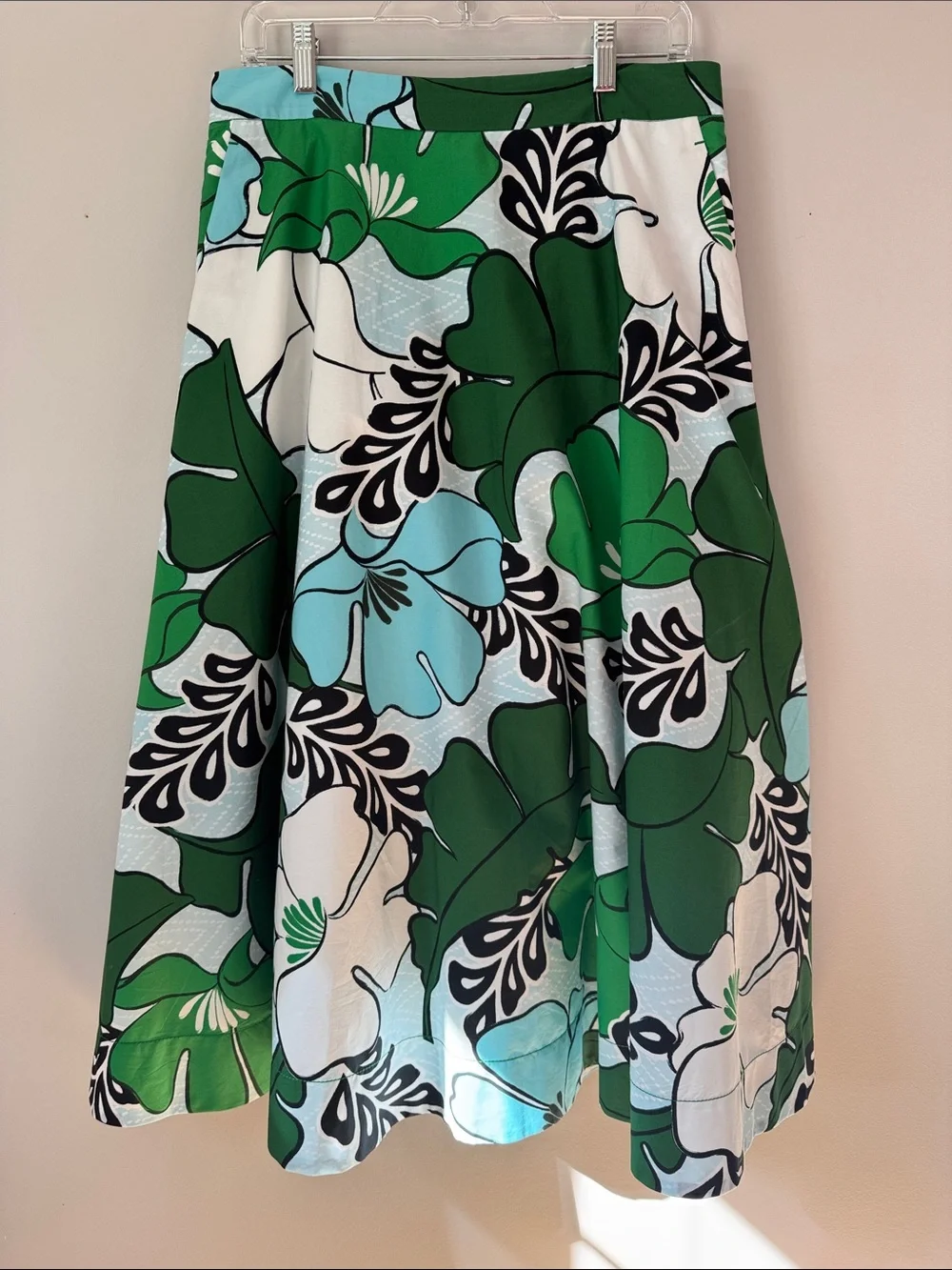 🆕 - Ann Taylor - Floral Tea Length Skirt - Leafy Green - Size 8